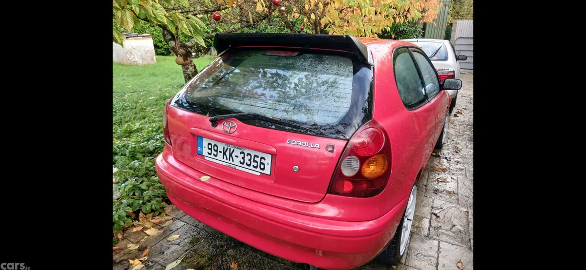 Toyota Corolla Hatchback, Petrol, 1999, Red