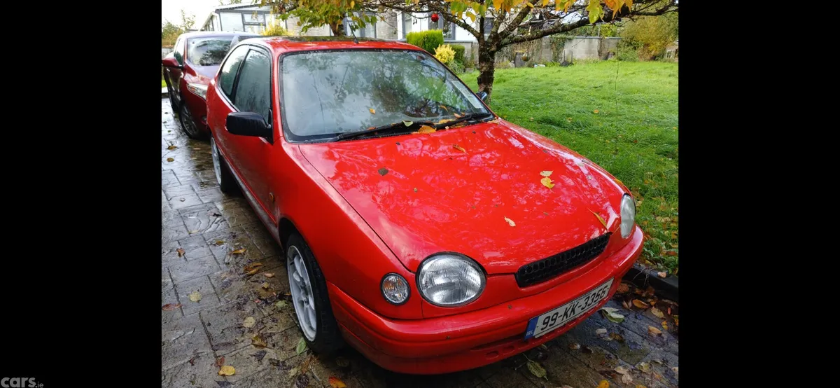 Toyota Corolla Hatchback, Petrol, 1999, Red