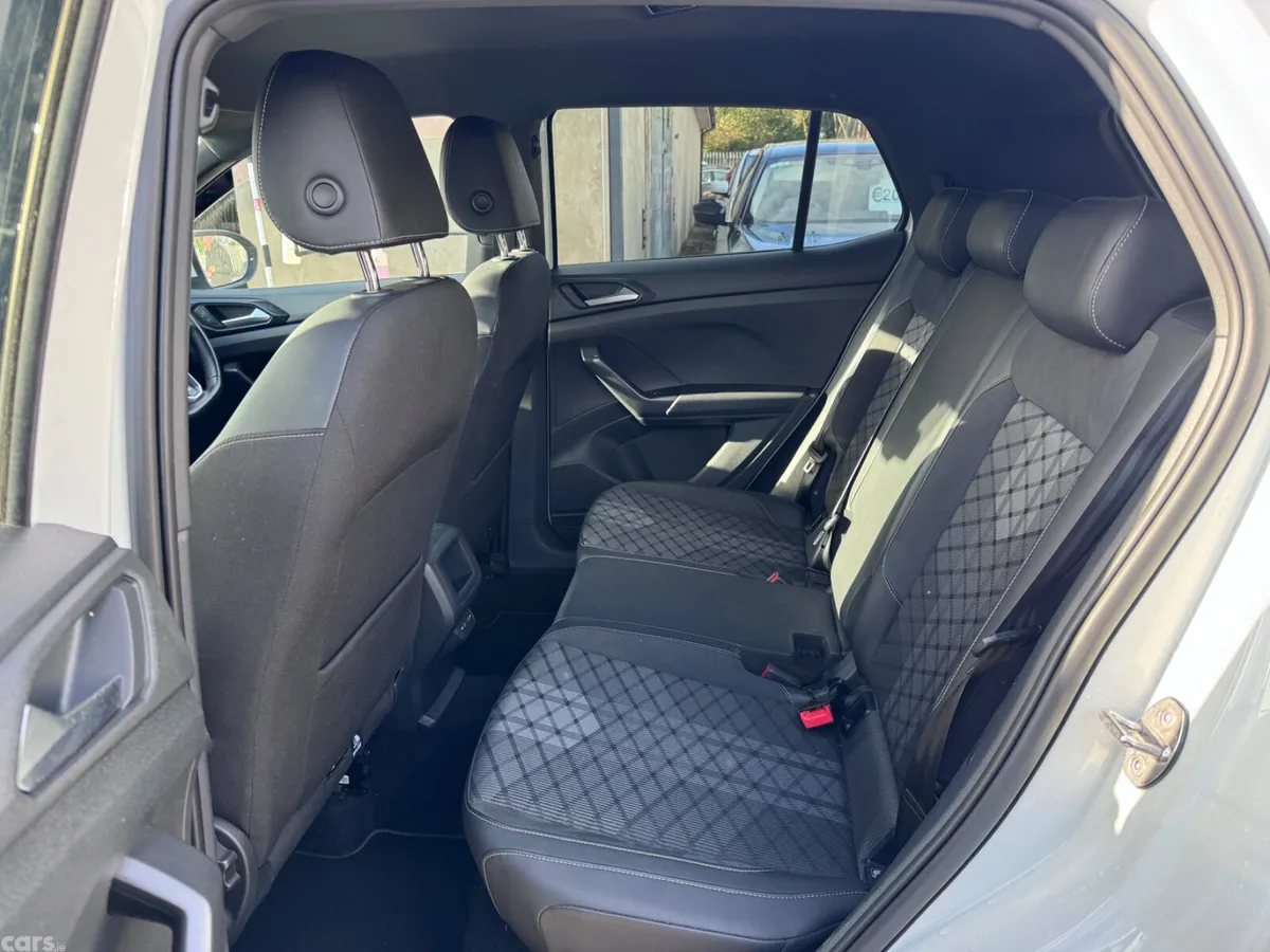 Volkswagen T-Cross Estate/Jeep, Petrol, 2024, White