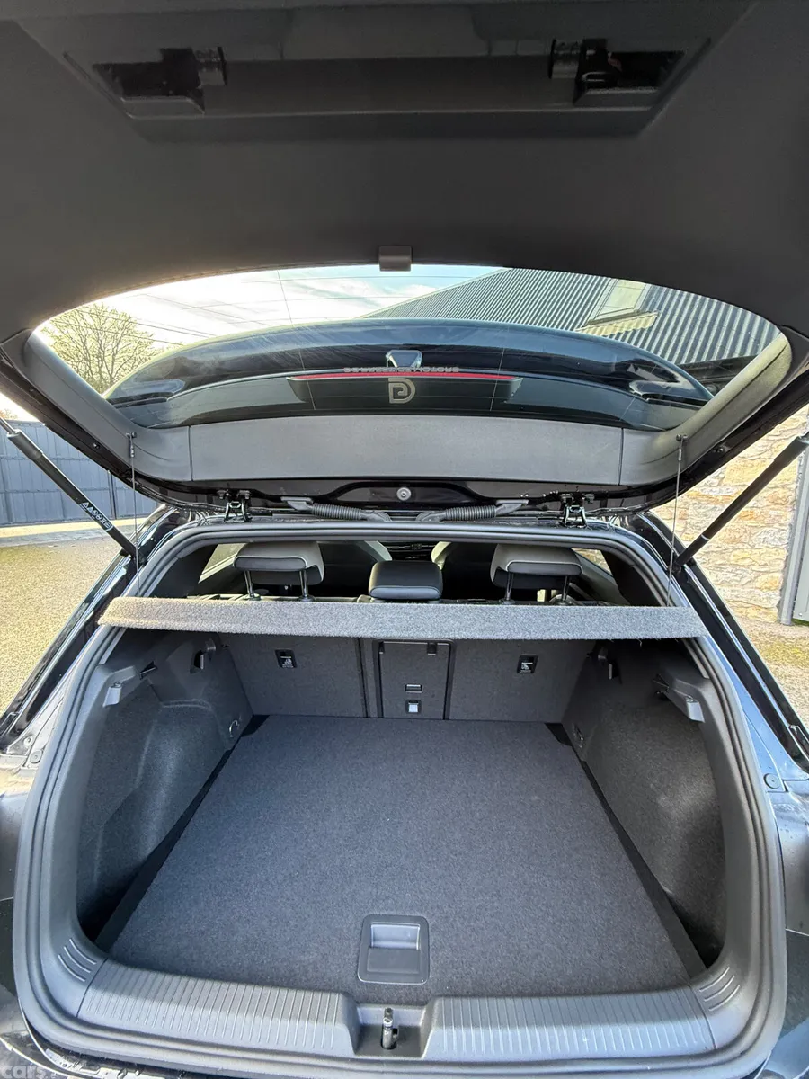 Volkswagen Golf Hatchback, Diesel, 2023, Black
