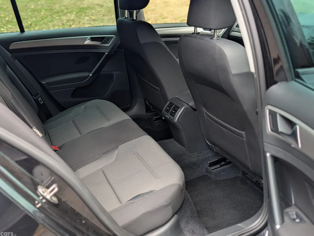 Volkswagen Golf Hatchback, Petrol, 2017, Black