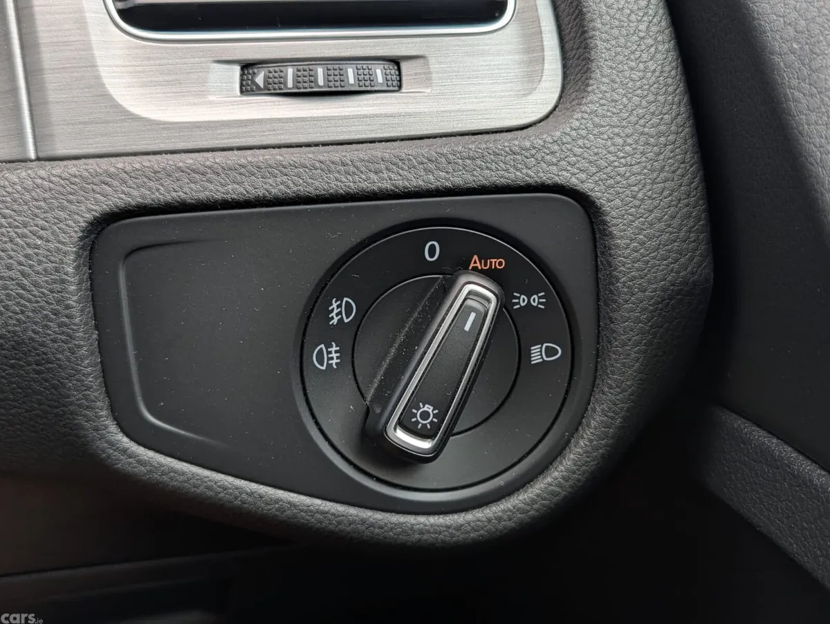 Volkswagen Golf Hatchback, Petrol, 2017, Black