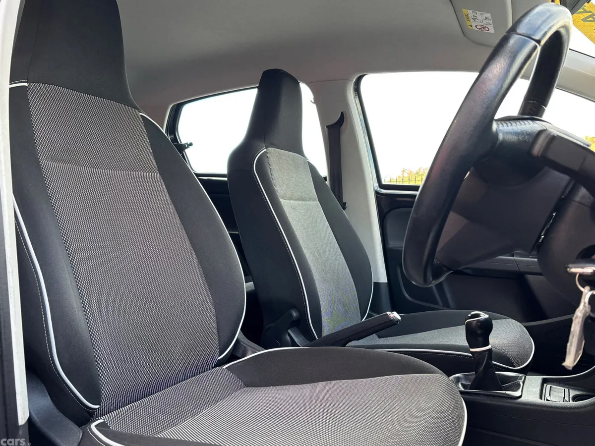 SEAT Mii Hatchback, Petrol, 2016, Black