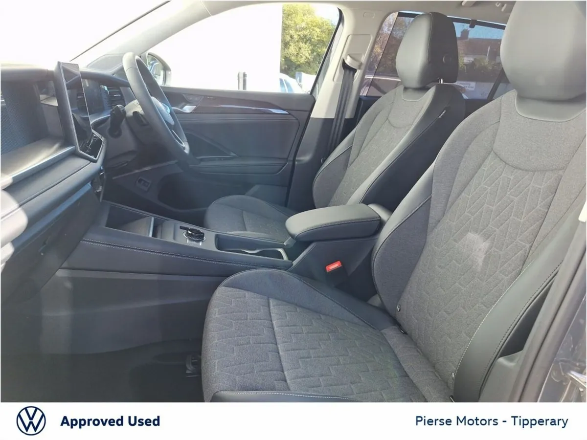 Volkswagen Tayron Estate, Diesel, 2026, Grey
