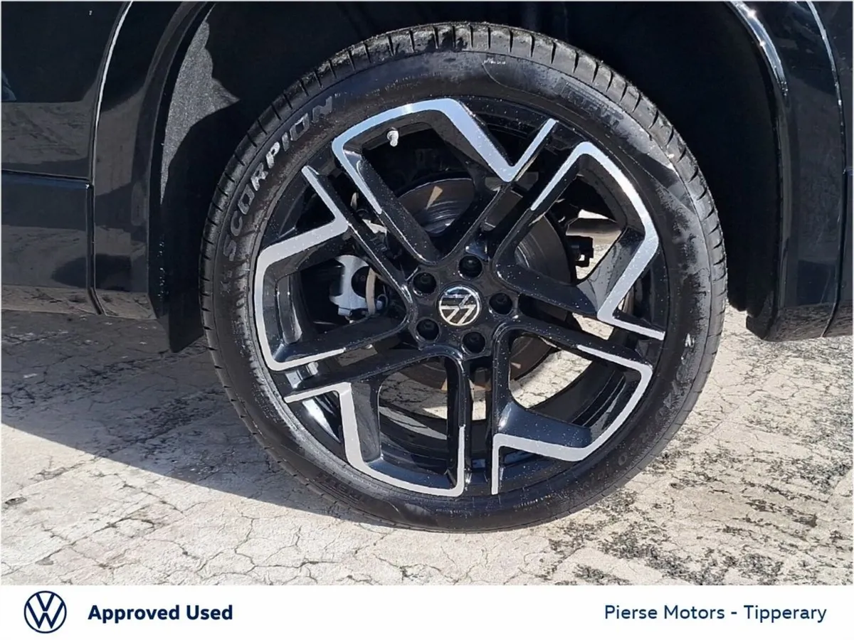 Volkswagen Tayron Estate, Petrol Plug-in Hybrid, 2026, Black