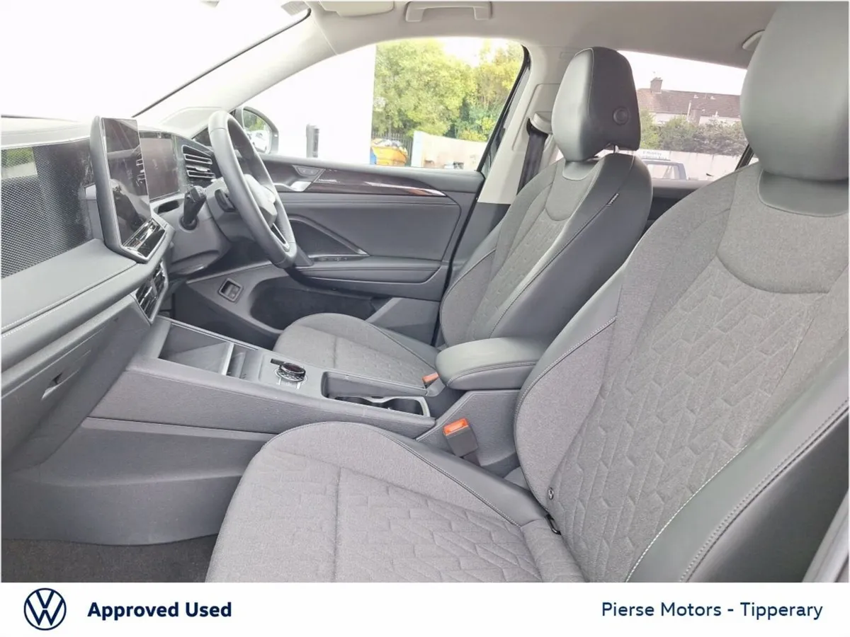 Volkswagen Tiguan SUV, Petrol Plug-in Hybrid, 2026, Black