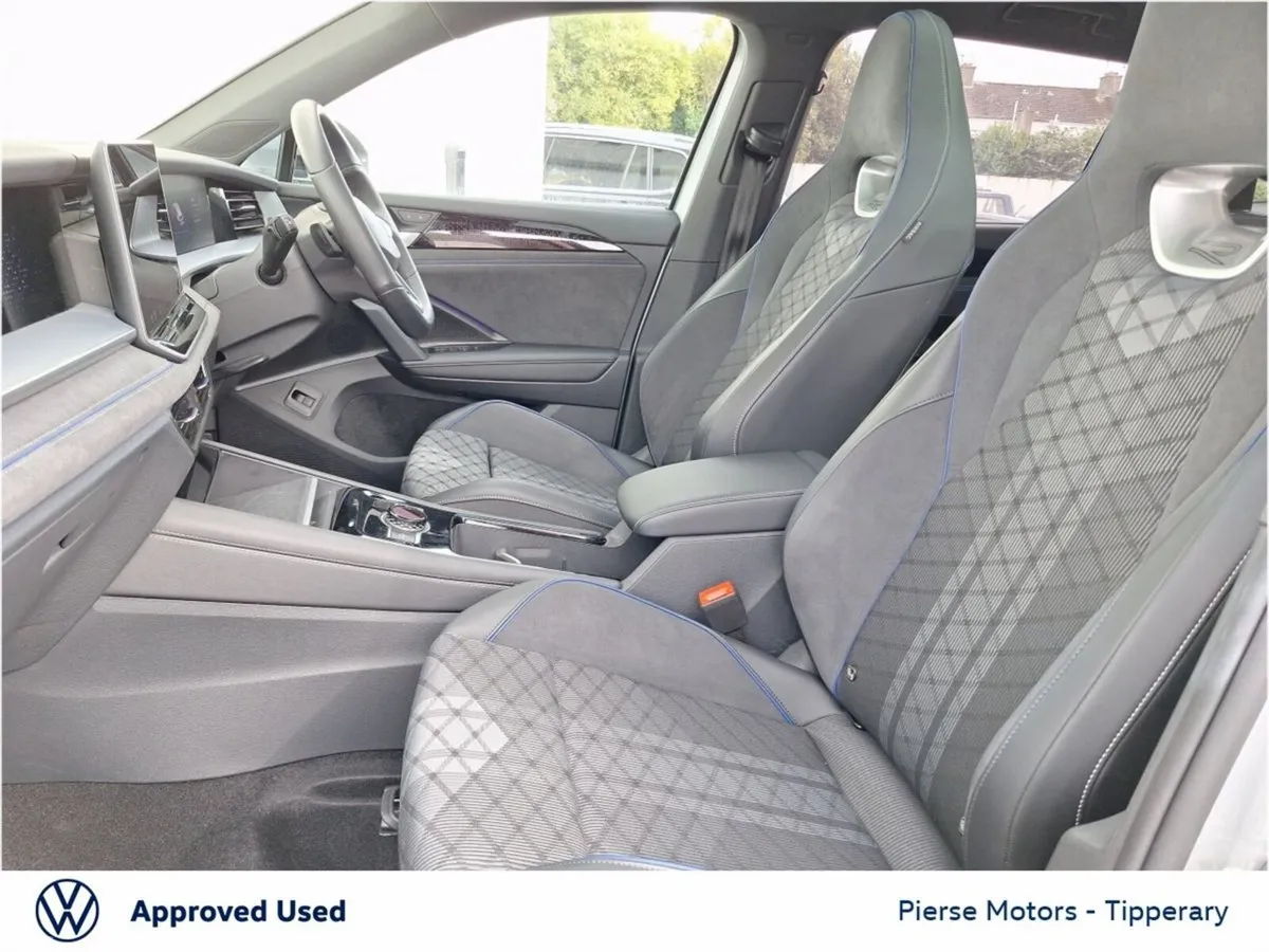 Volkswagen Tayron Estate, Diesel, 2026, Grey