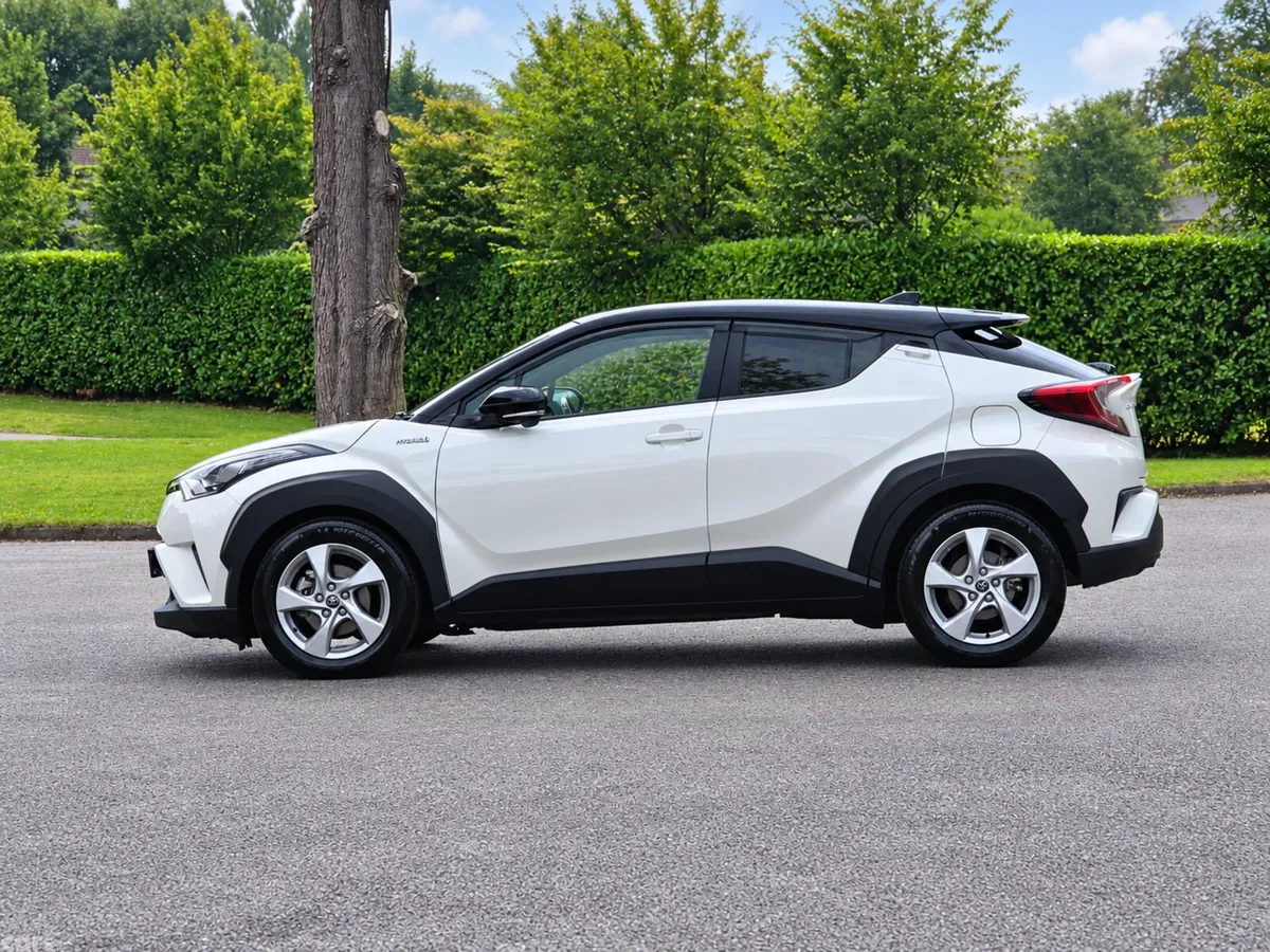 Toyota C-HR Hatchback, Petrol Hybrid, 2019, Grey