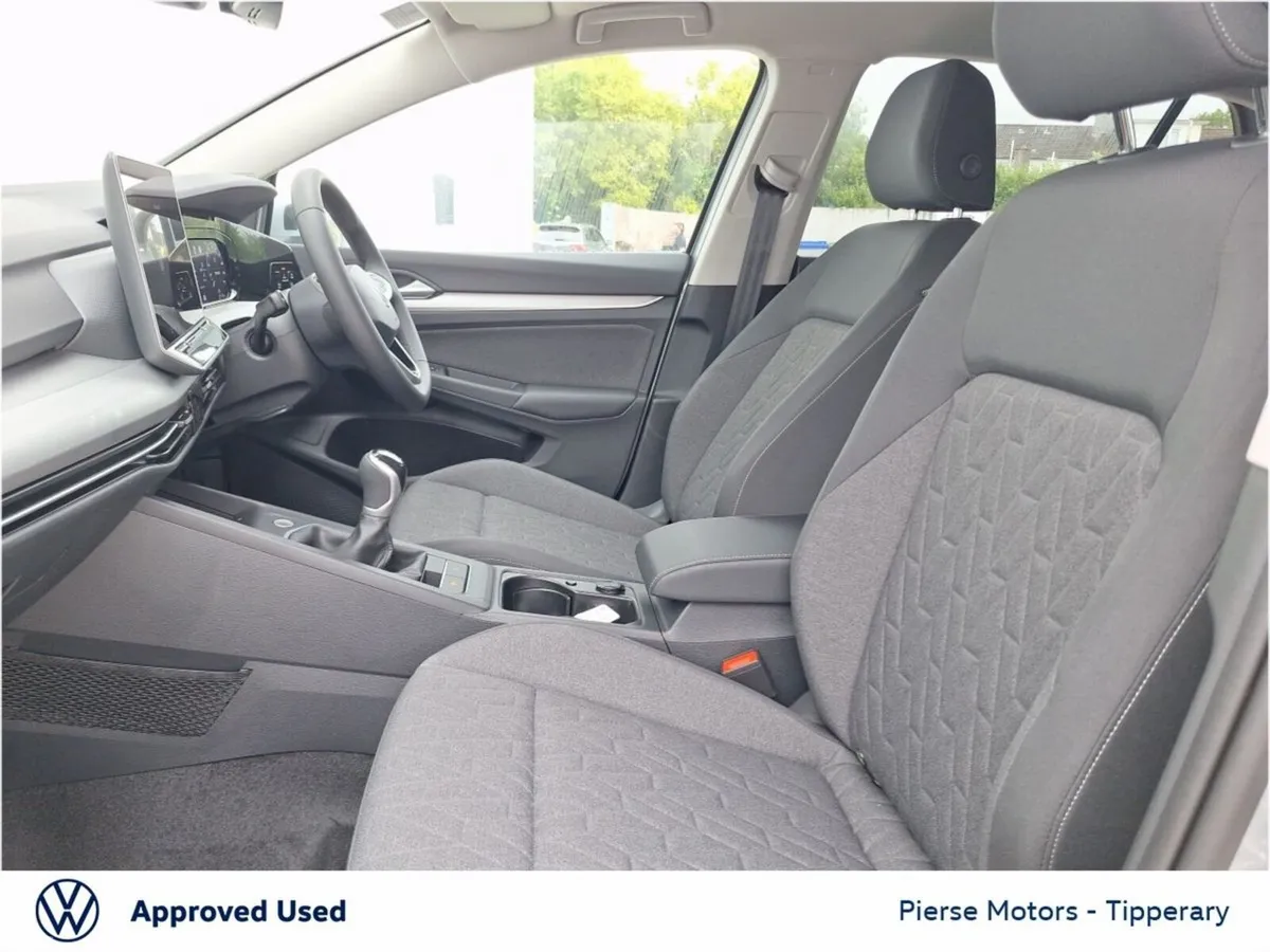 Volkswagen Golf Estate, Petrol, 2026, Silver