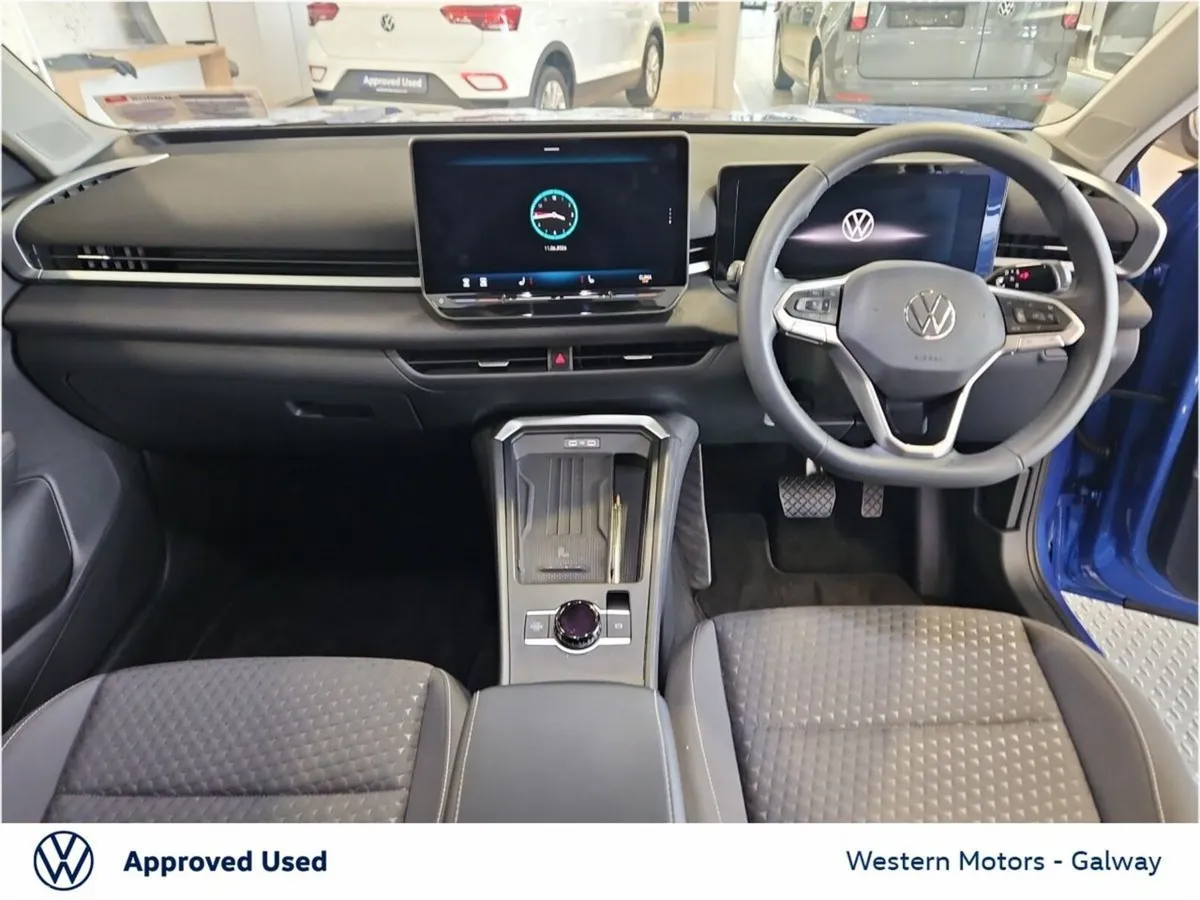 Volkswagen T-Roc SUV, Petrol, 2026, Blue