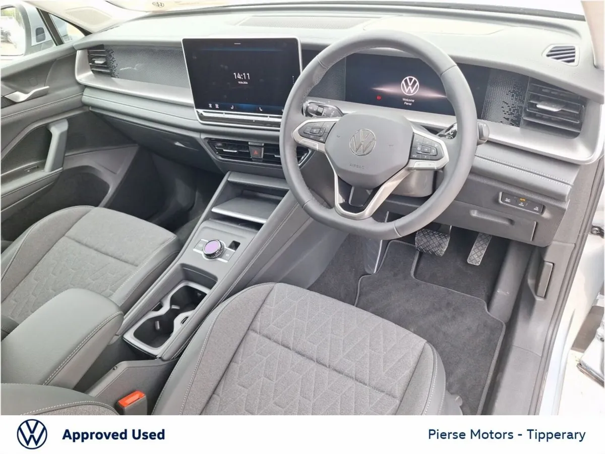 Volkswagen Tayron Estate, Diesel, 2026, Silver