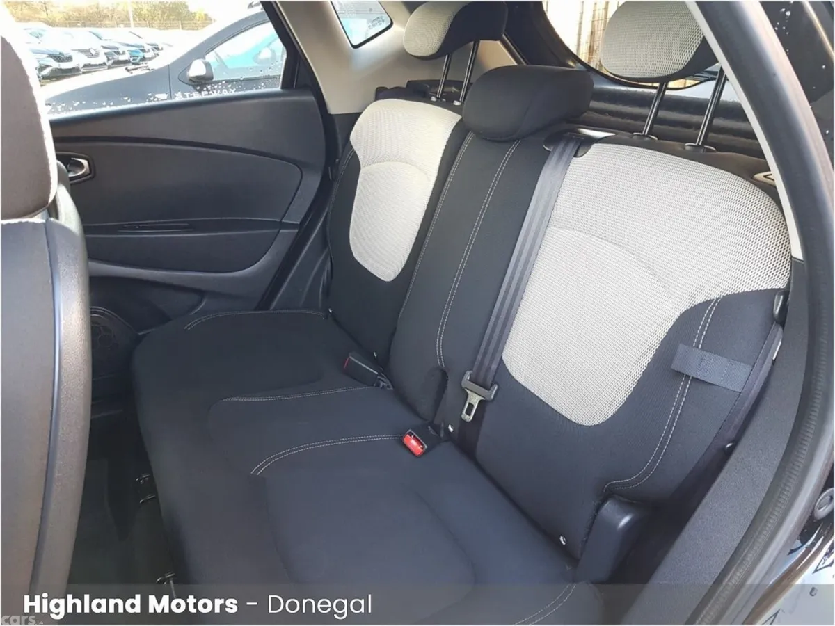 Renault Captur Hatchback, Diesel, 2019, Black