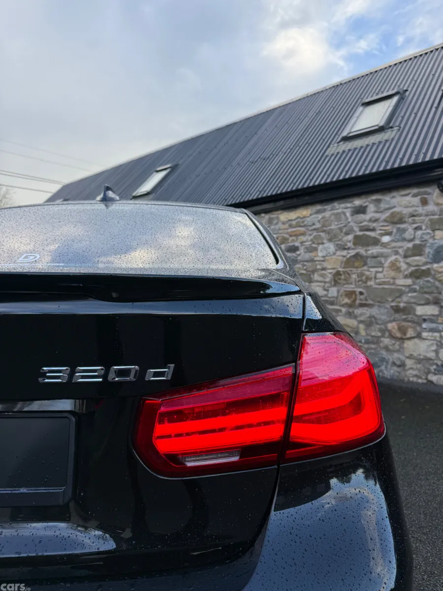 BMW 3-Series Saloon, Diesel, 2017, Black