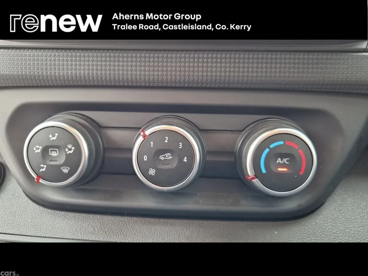 Renault Trafic MPV, Diesel, 2026, White