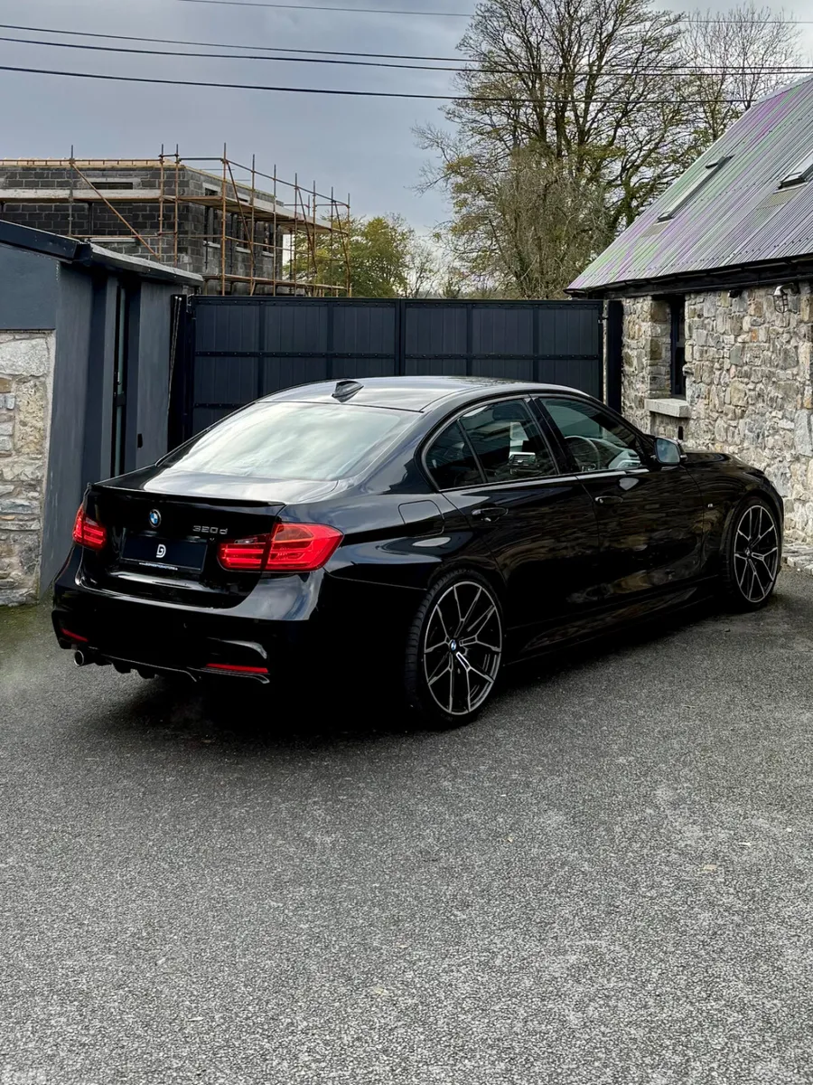 BMW 3-Series Saloon, Diesel, 2015, Black