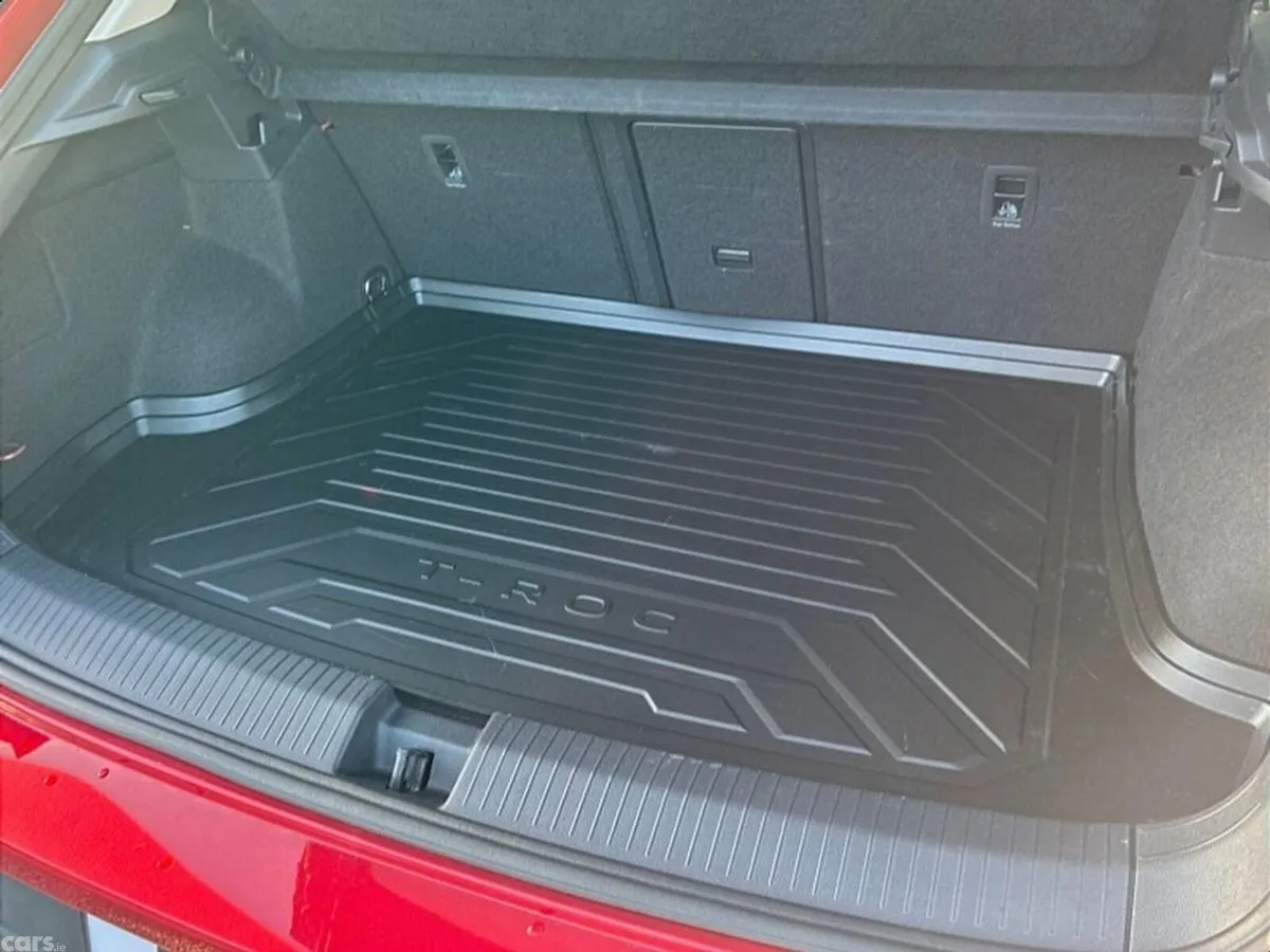 Volkswagen T-Roc SUV, Diesel, 2022, Red