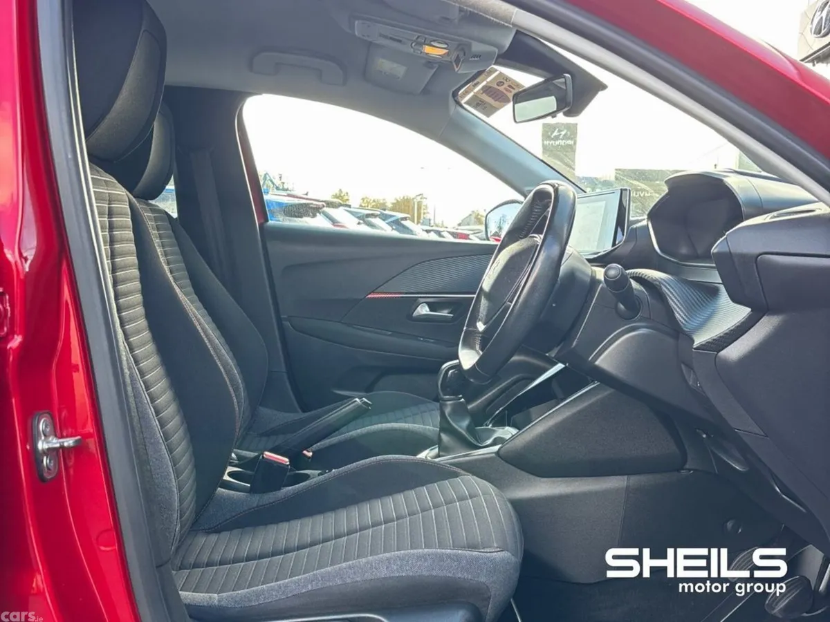 Peugeot 208 Hatchback, Petrol, 2020, Red