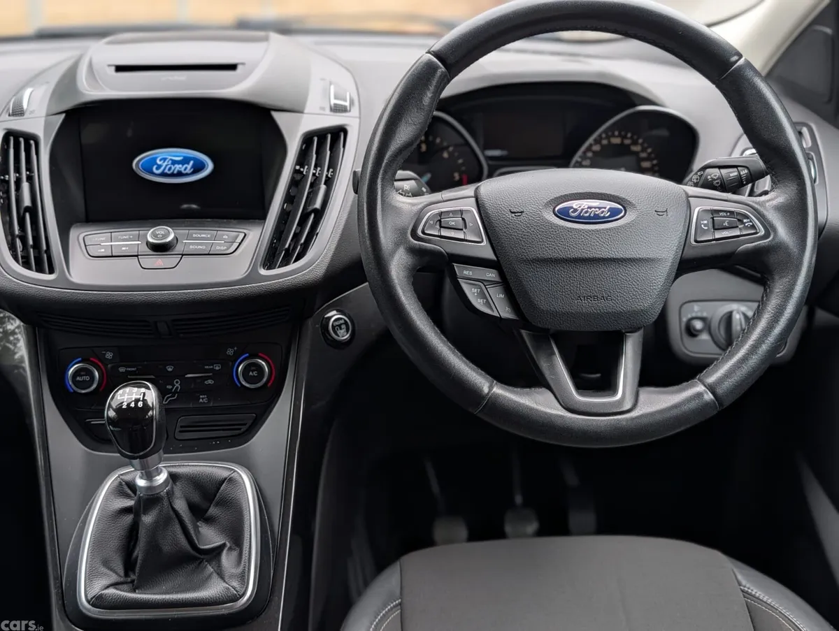 Ford Kuga SUV, Diesel, 2019, Red