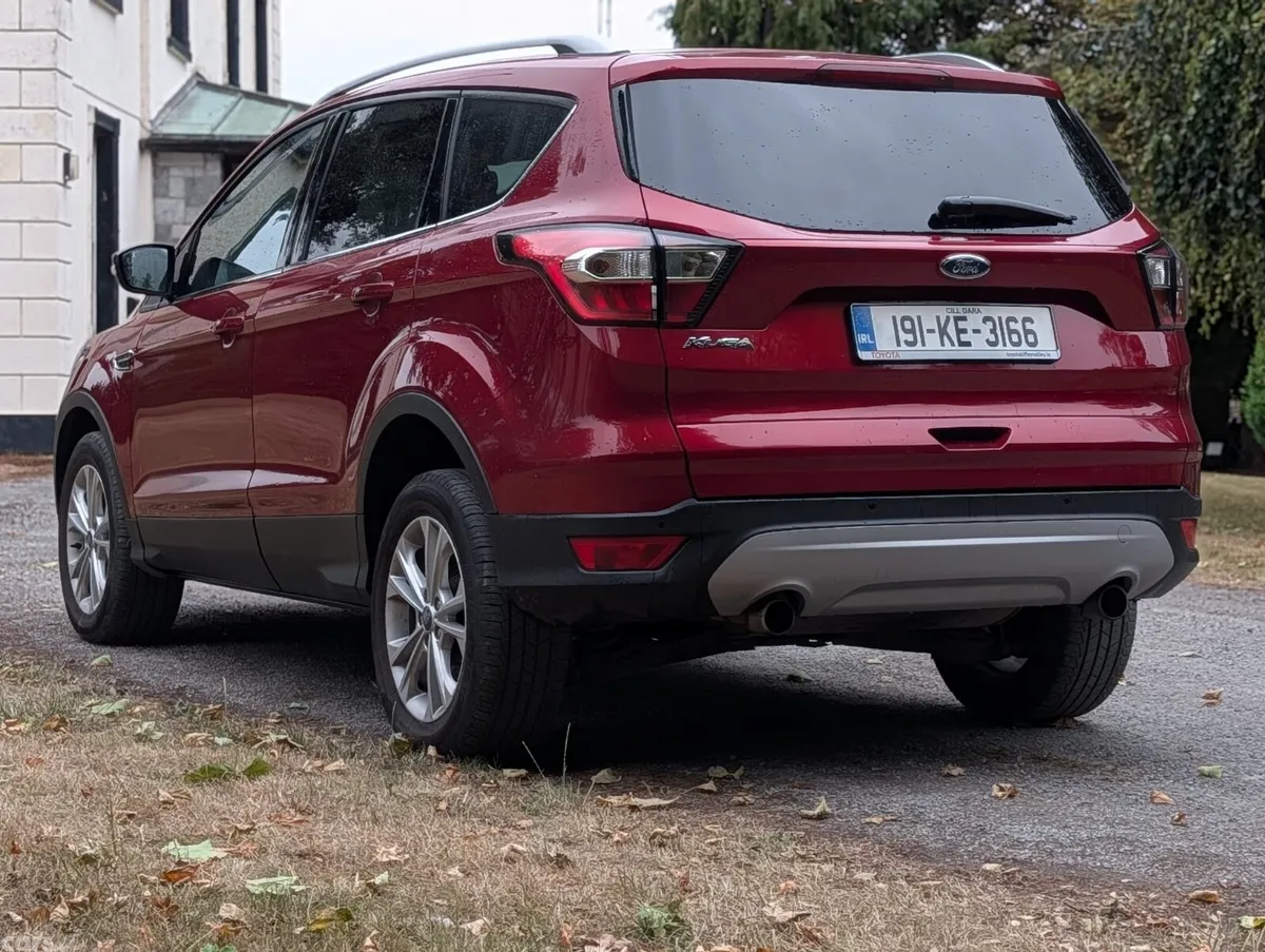 Ford Kuga SUV, Diesel, 2019, Red