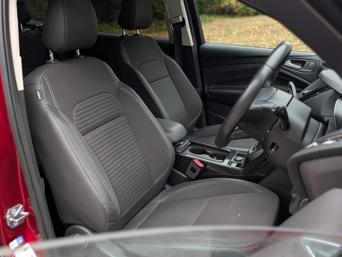 Ford Kuga SUV, Diesel, 2019, Red