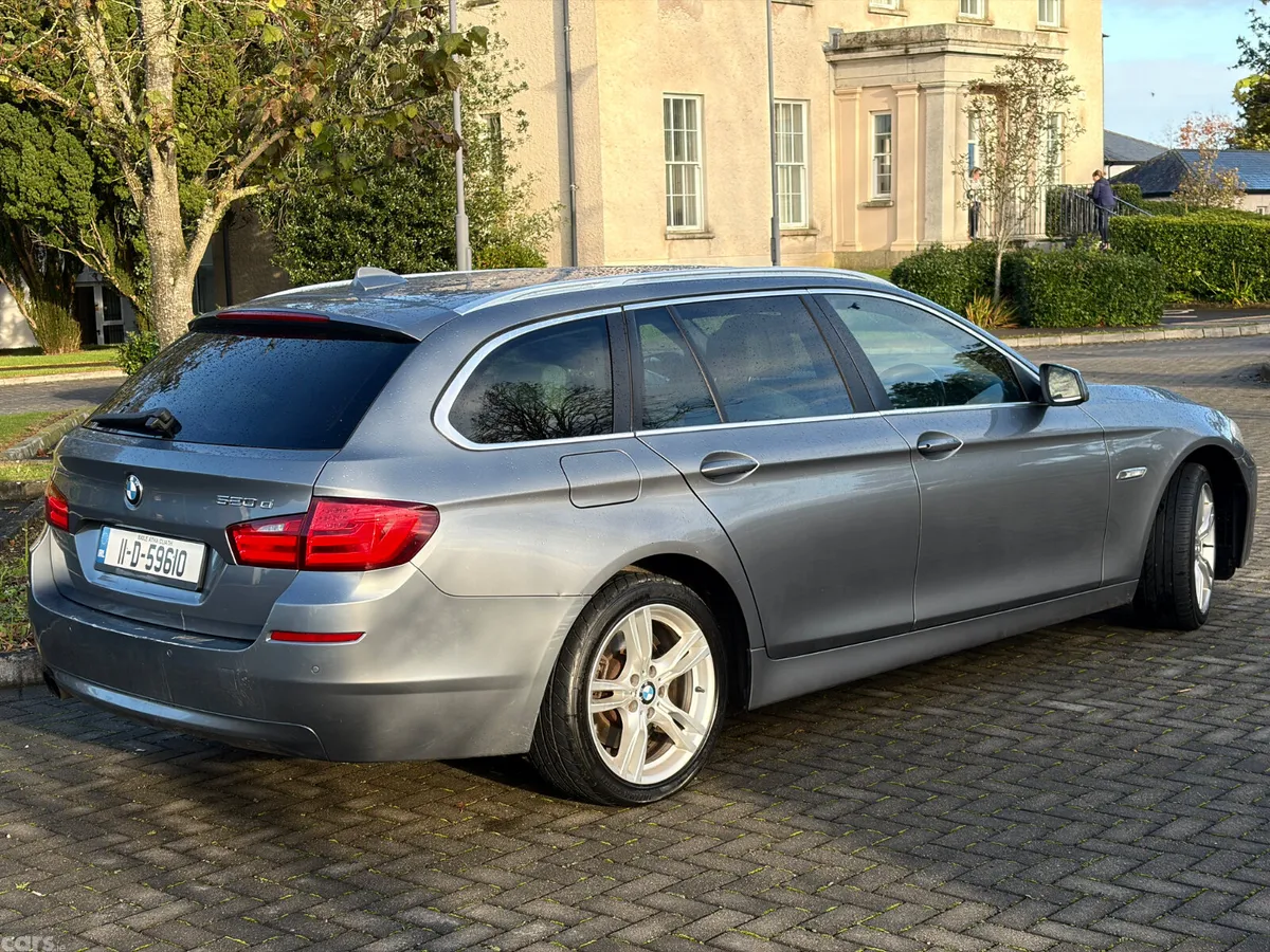 BMW 5-Series Estate, Diesel, 2011, Grey
