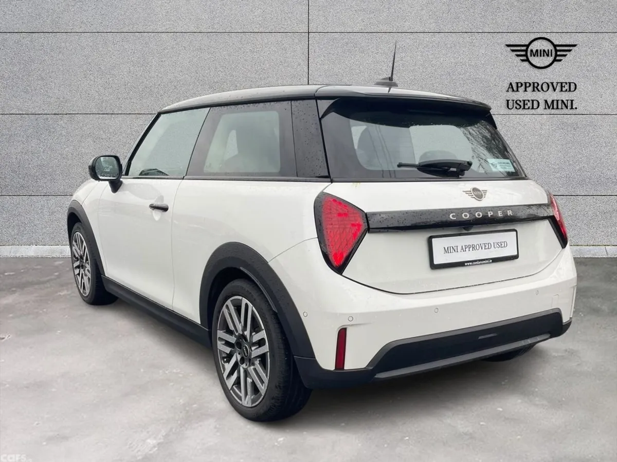 Mini Cooper Hatchback, Petrol, 2024, White