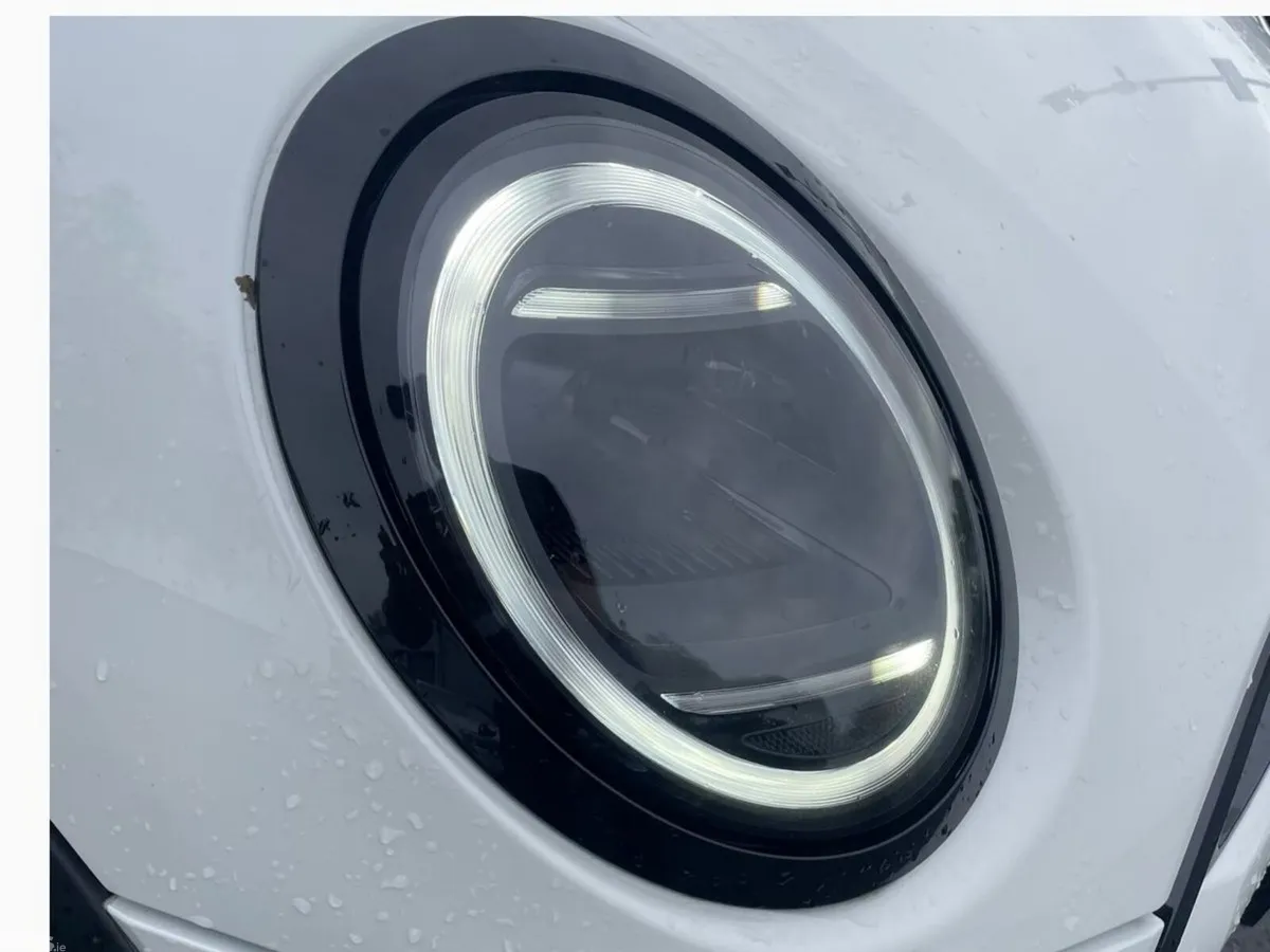 Mini Cooper Hatchback, Petrol, 2024, White