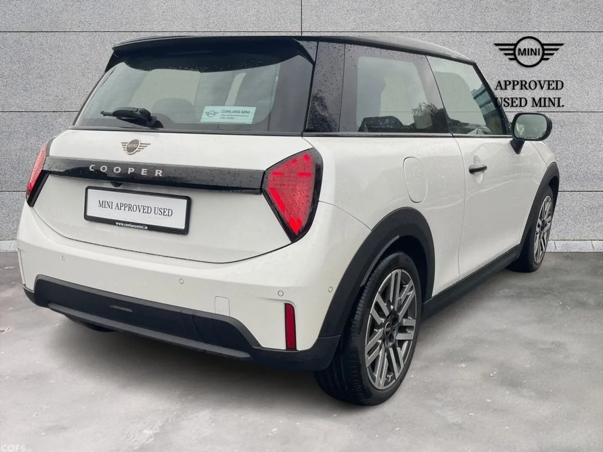 Mini Cooper Hatchback, Petrol, 2024, White