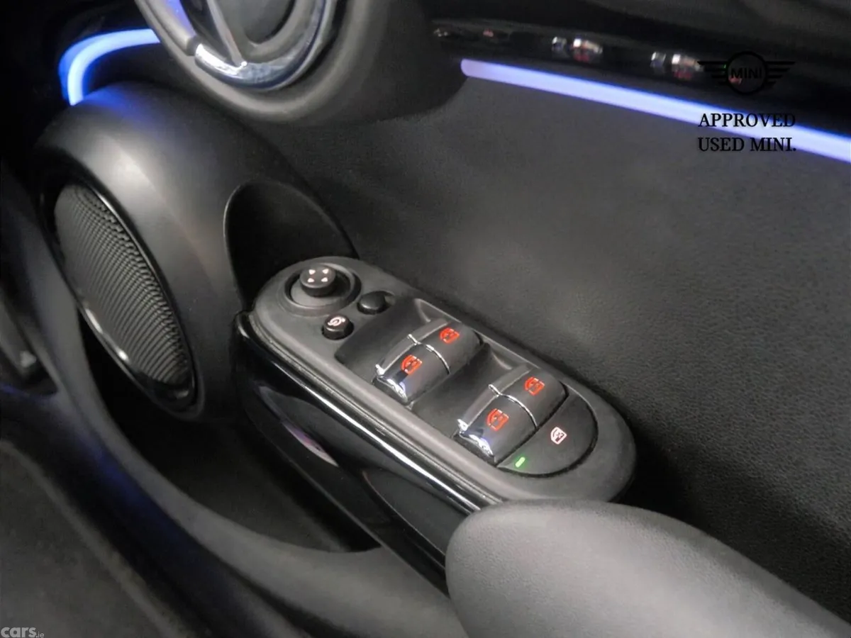 Mini Cooper Hatchback, Petrol, 2022, Green