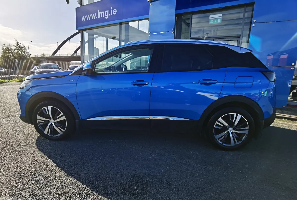 Peugeot 3008 MPV, Petrol Plug-in Hybrid, 2021, Blue