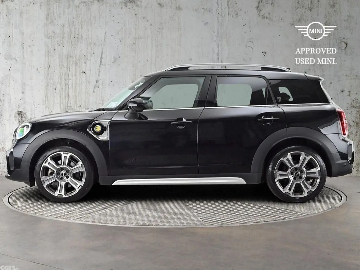 Mini Countryman SUV, Petrol Plug-in Hybrid, 2023, Black