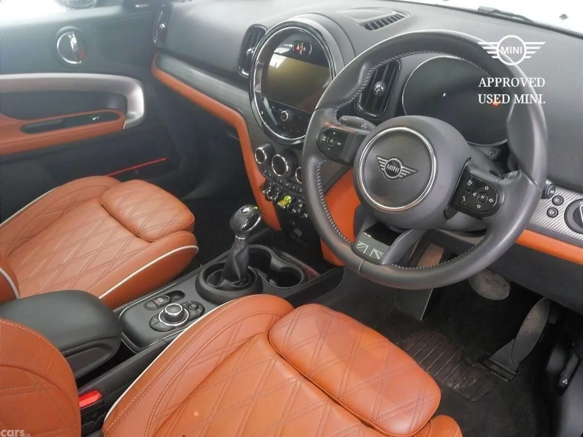 Mini Countryman SUV, Petrol Plug-in Hybrid, 2023, Green