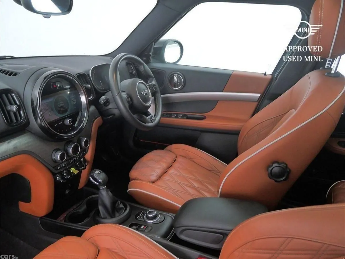 Mini Countryman SUV, Petrol Plug-in Hybrid, 2023, Green