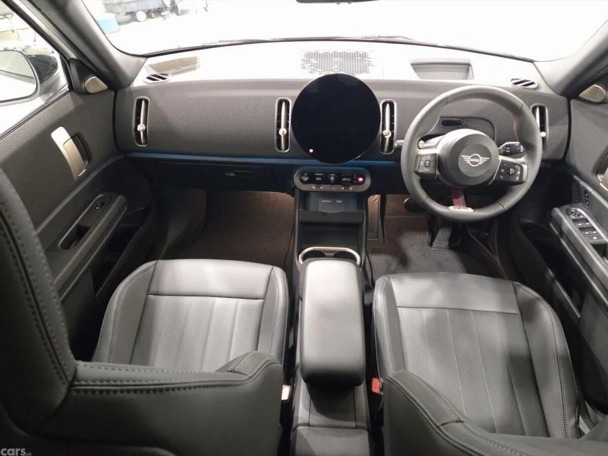 Mini Countryman SUV, Electric, 2026, White