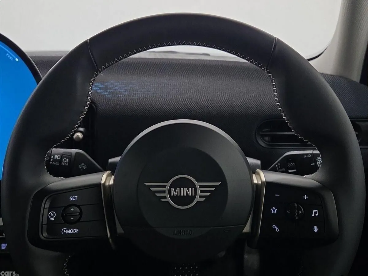 Mini Cooper Hatchback, Petrol, 2025, Silver