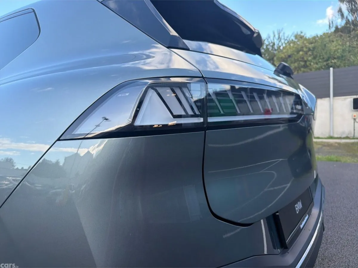 BMW iX3 SUV, Electric, 2026, Green