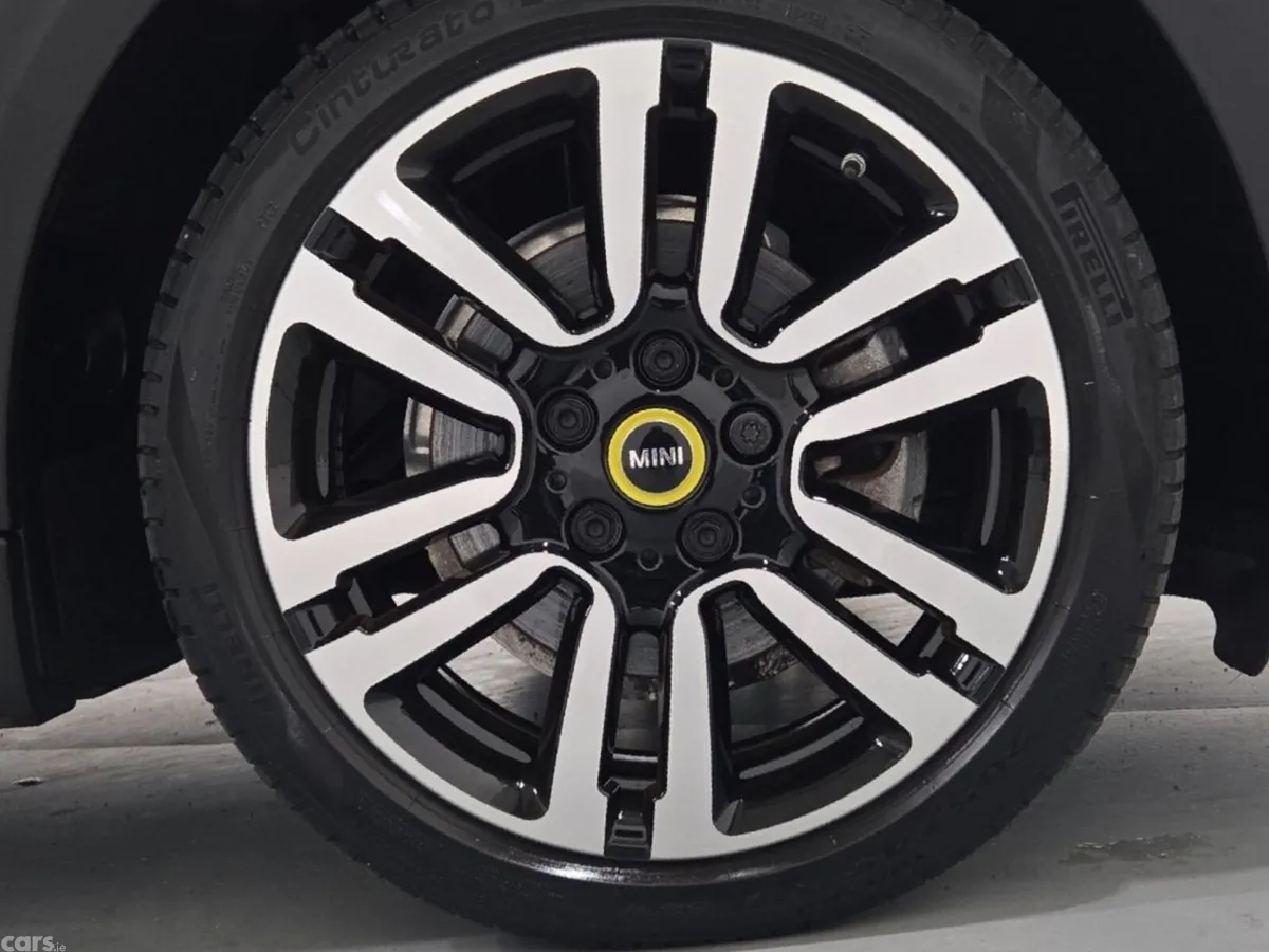 Mini Cooper Hatchback, Electric, 2022, Black