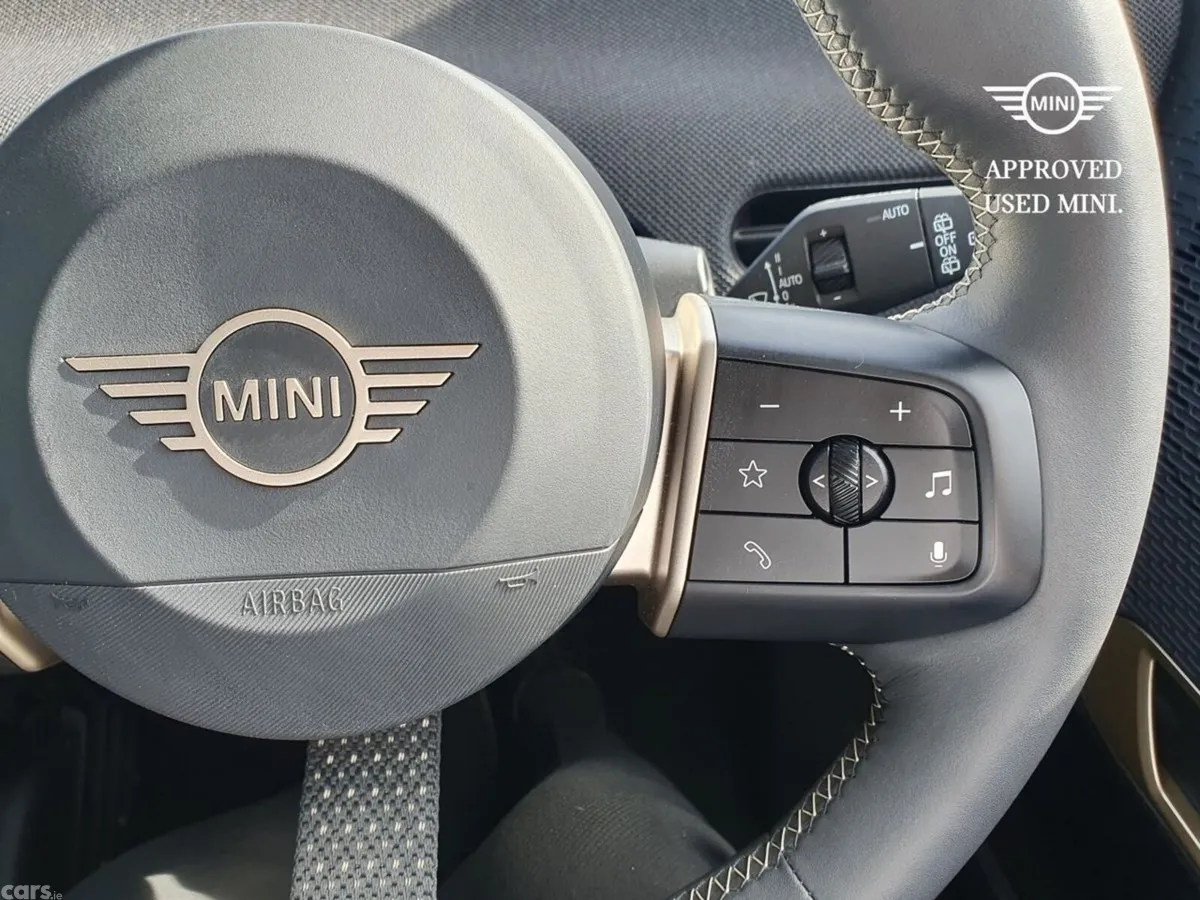 Mini Cooper Hatchback, Electric, 2025, Silver