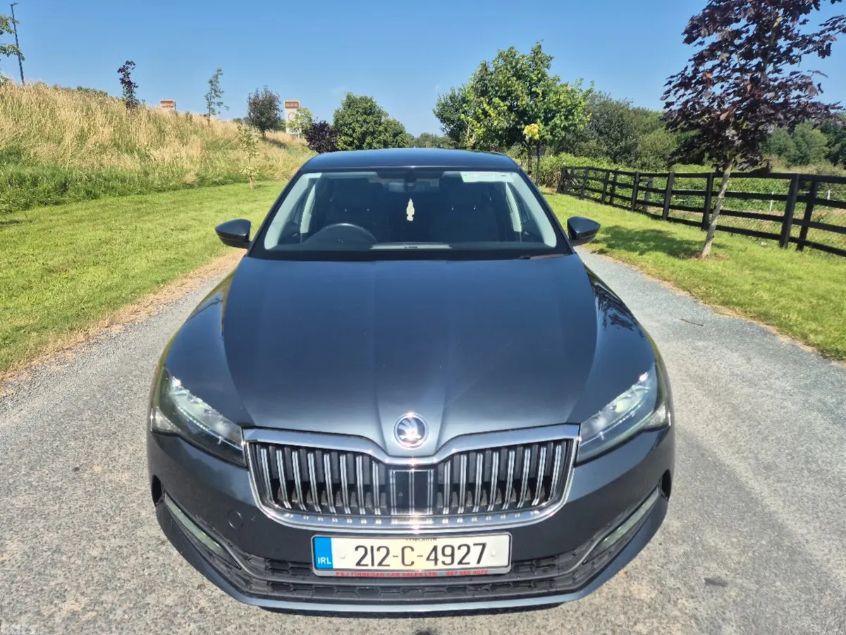 Skoda Superb Saloon, Diesel, 2021, Grey