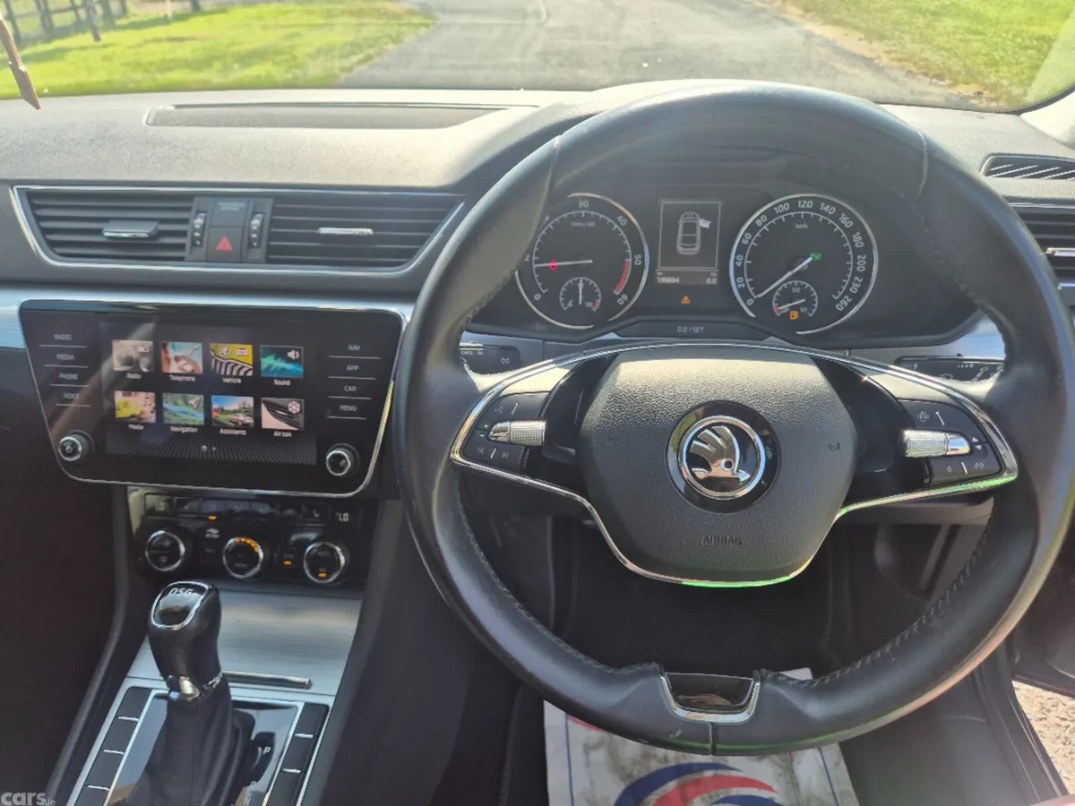 Skoda Superb Saloon, Diesel, 2021, Grey