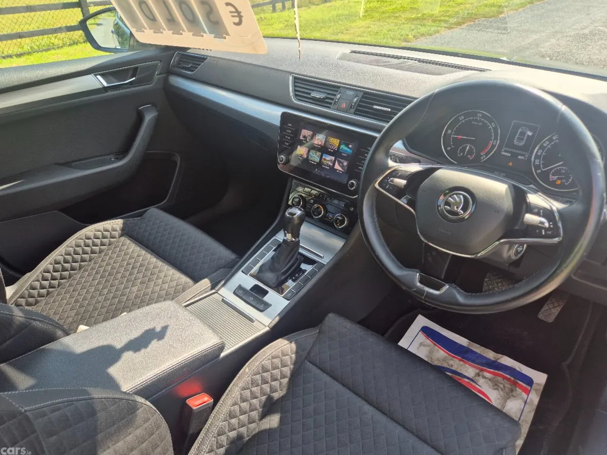 Skoda Superb Saloon, Diesel, 2021, Grey