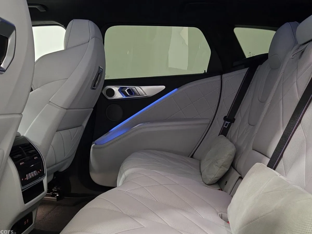 BMW XM SUV, Petrol Plug-in Hybrid, 2026, Black