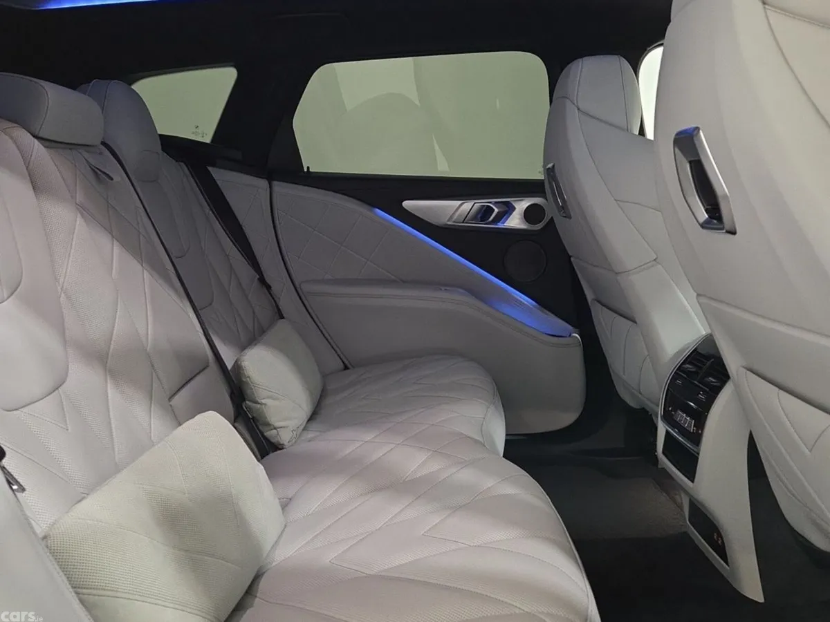 BMW XM SUV, Petrol Plug-in Hybrid, 2026, Black