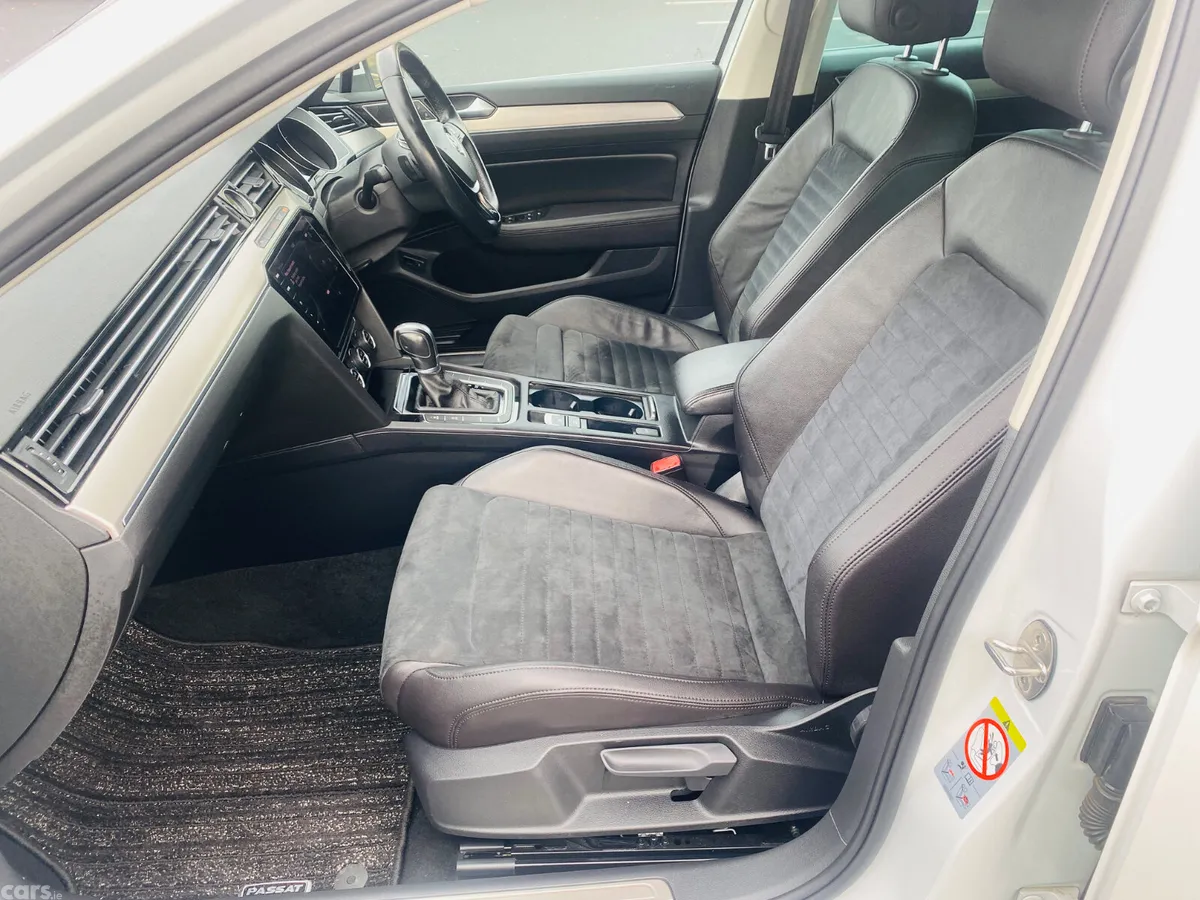 Volkswagen Passat Estate, Diesel, 2020, White