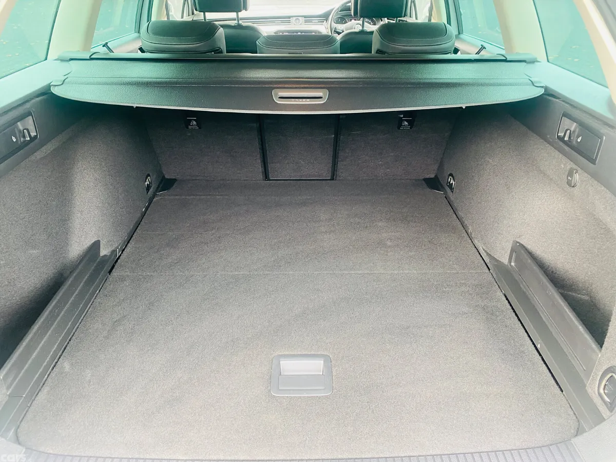 Volkswagen Passat Estate, Diesel, 2020, White