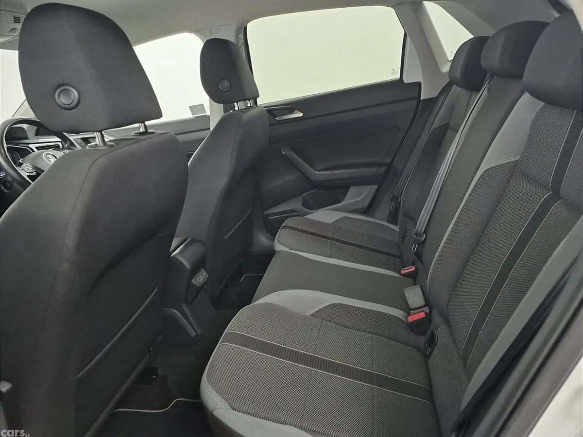 Volkswagen Polo Hatchback, Petrol, 2021, White