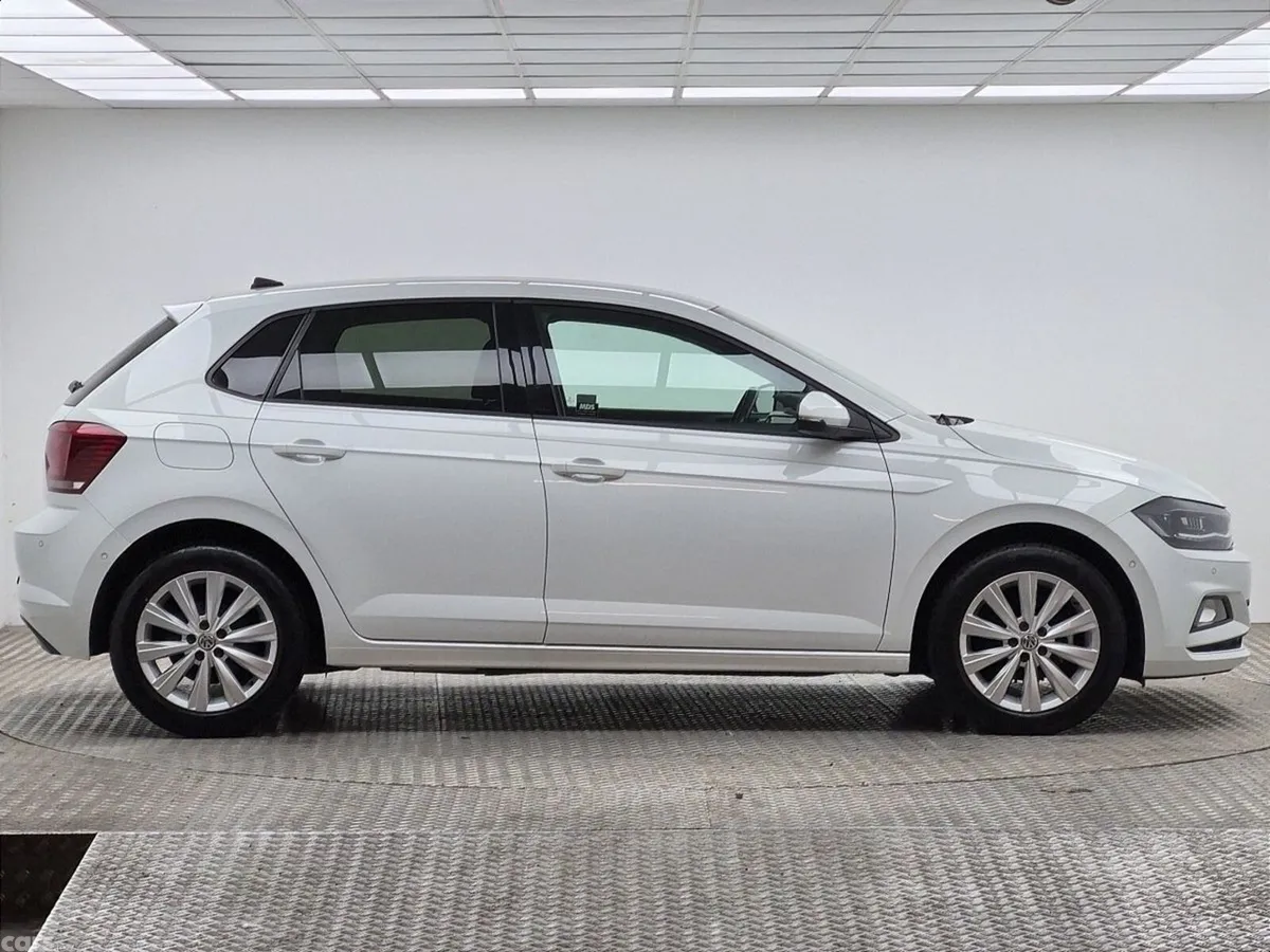 Volkswagen Polo Hatchback, Petrol, 2021, White