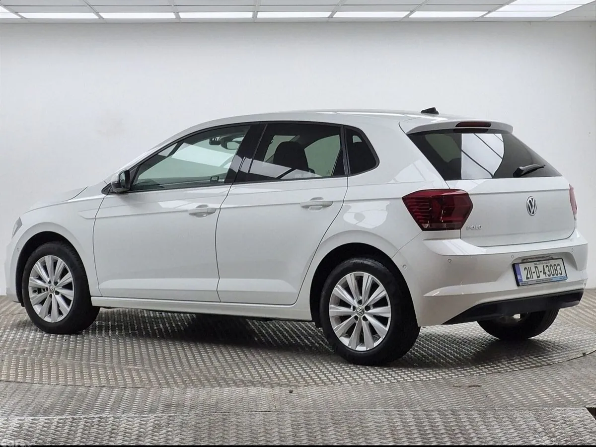 Volkswagen Polo Hatchback, Petrol, 2021, White