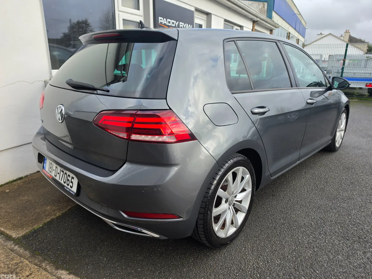 Volkswagen Golf Estate, Petrol, 2018, Grey