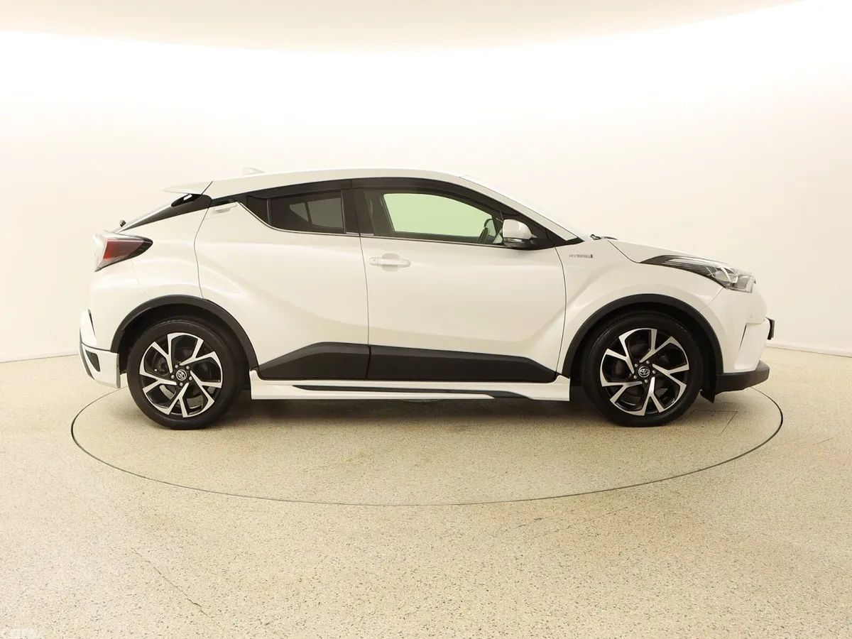 Toyota C-HR Hatchback, Petrol Hybrid, 2017, White
